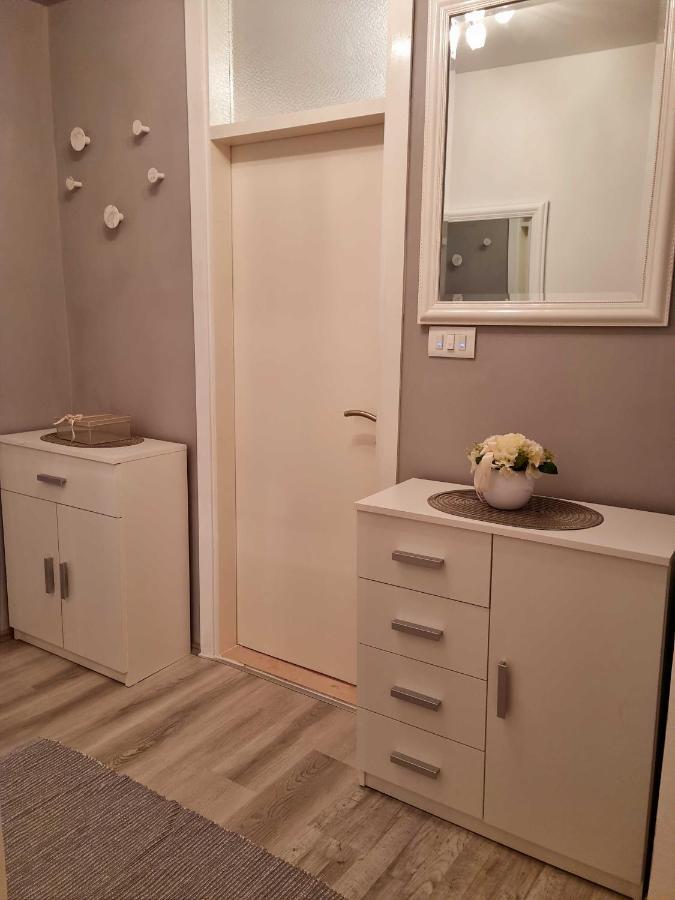 Apartman Nikol Makarska Buitenkant foto