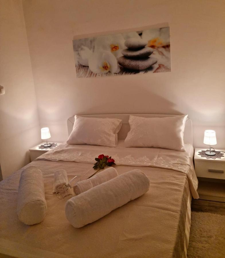 Apartman Nikol Makarska Buitenkant foto